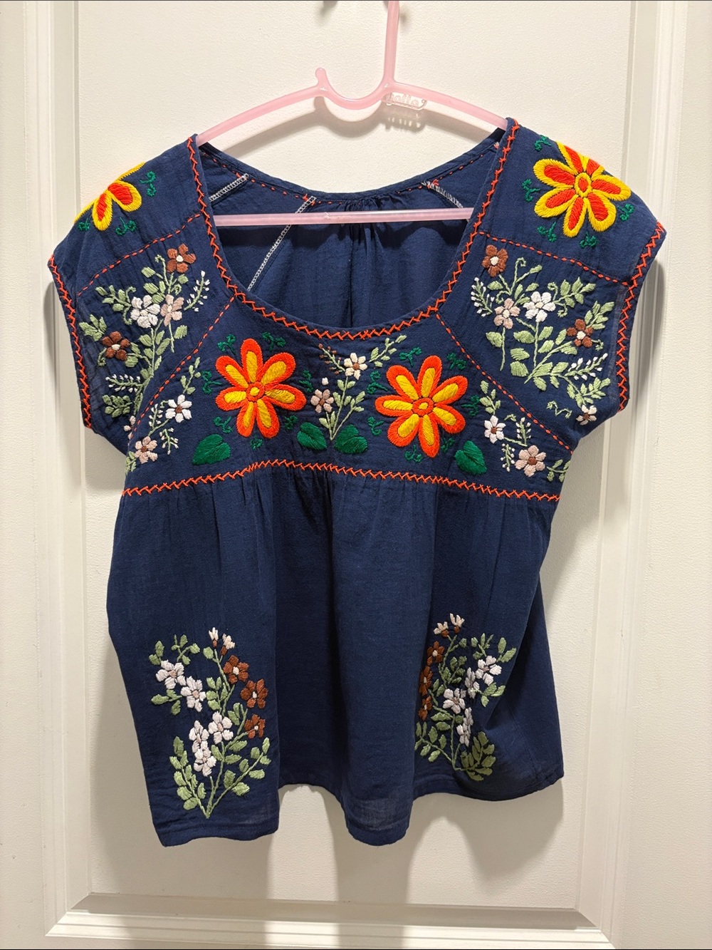 Hand embroidery cotton top, beautiful details. Lovely with linen short or skirt.